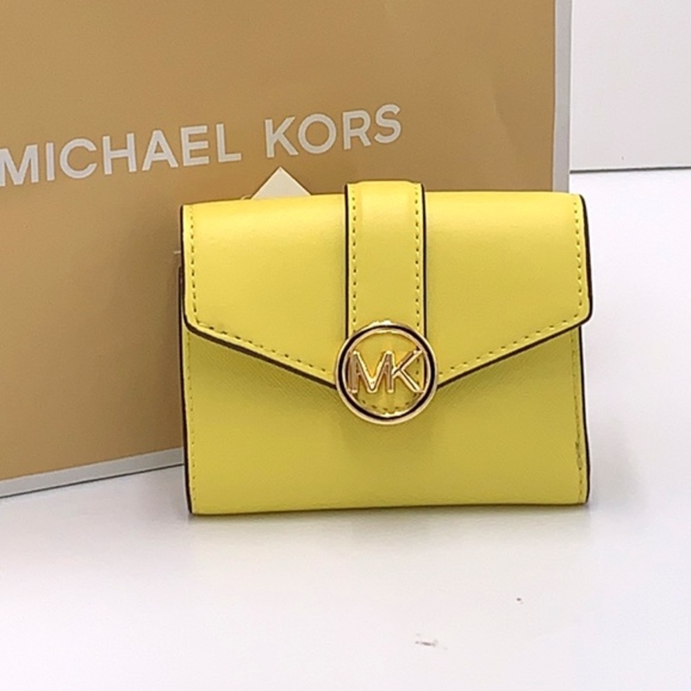 NWT MICHAEL KORS CARMEN MEDIUM FLAP BIFOLD WALLET SUNSHINE COLOR